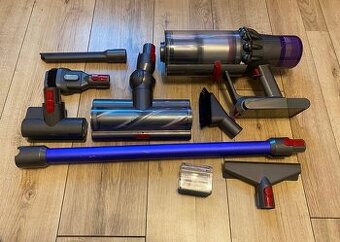 Vysávač Dyson V11