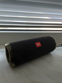 JBL flip 5