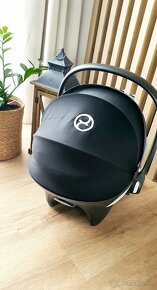 Cybex Aton M - i Size