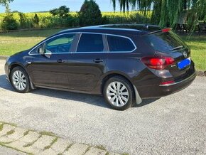 Opel astra sport tourer r.v.2015