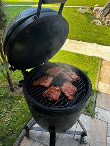 Big green egg