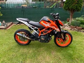 KTM DUKE 390