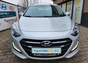 Hyundai i30 1.6-spotř.5l/100km-TOP STAV