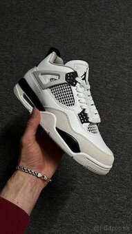 Nike Air Jordan 4 Retro "Military Black" - 1