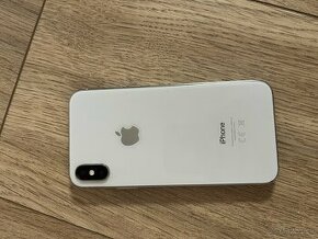 Predám iPhone X — 64 GB - 1