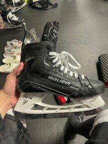 Bauer Supreme Mach