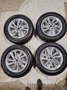 5x112 R17 215/65