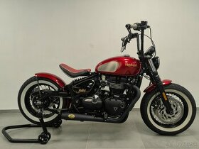 Triumph Bonneville Bobber Gold Line edition