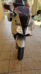 Predám Honda Vfr800