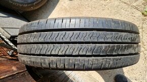 PNEU KUMHO 225 75 R16 C 121/120R - 1