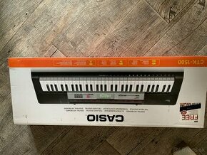 Klavir Casio - 1