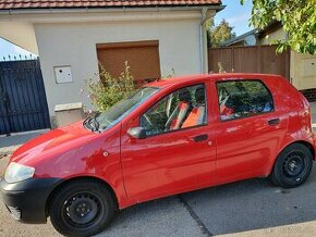 Predám  Fiat Punto r.2005 - najazd.96 613 km