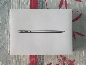 MacBook Air (Early 2015)