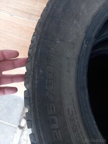 Predám pneu 185/60r15.   Mam aj 205/60r16  dobrom stave