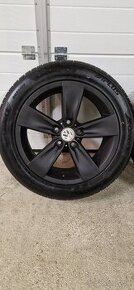 Pneu + disk sada zimná 4 ks 255/45 r 18 použité málo jazdené