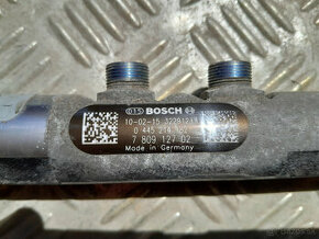 BOSCH 0 445 214 182 Rozdeľovacie potrubie paliva  BMW - 1