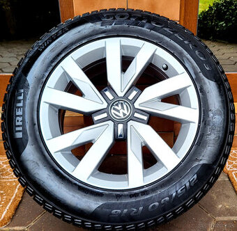 alu R16 5x112, zimné pneu 215/60, orig. VW Passat /+ Superb