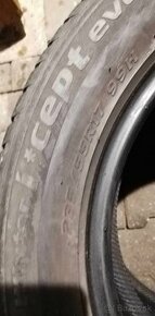 Pneumatiky zimné - HANKOOK 235/55/R17 - 1