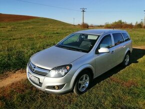 OPEL ASTRA 2012 1,6 Benzín + LPG