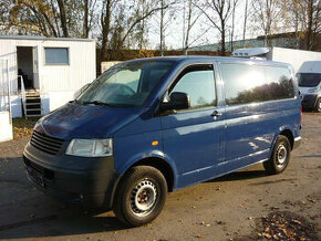 VOLKSWAGEN TRANSPORTER 2.5 TDI 8 MÍST