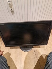 24palcovy LCD LED monitor