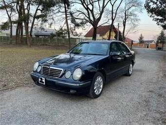 Mercedes E W210 E 220cdi Elegance