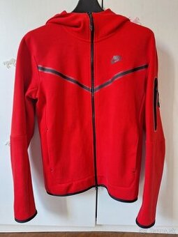 Predám orig. súpravu Nike tech -fleece velk.S