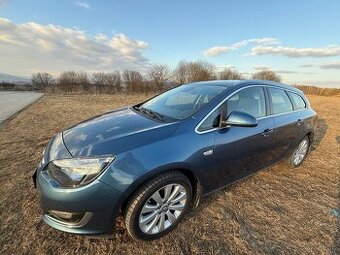 Opel Astra ST 1.6 ECOTEC Cosmo