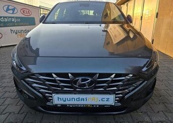 Hyundai i30 1.5-FASTBACK-AUTOMAT-MHEV - 1