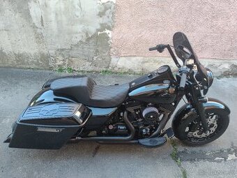 HARLEY DAVIDSON ROAD KING FLHR CUSTOM SPECIAL