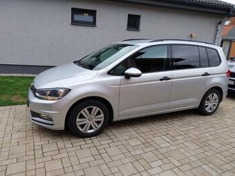 Volkswagen Touran 1.6 TDI DSG 2016