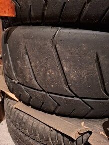 Semislick 225/45 r17