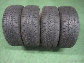 Zimné pneumatiky 225/40R19 PIRELLI