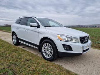 VOLVO XC60 .. 2,4D5 .. AWD .. Top stav .. - 1