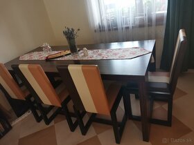 Drevený stôl 200/90/ masiv , lavica a 4 stolicky - 1