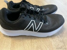 Látkové tenisky newbalance, veľkosť 44, 5