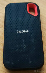 Predam rychly maly externy SSD disk 1TB SanDisk Portable