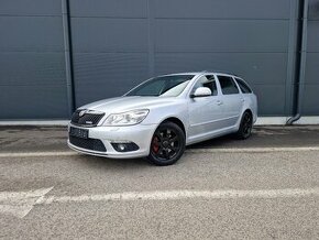 Škoda Octavia Combi 2.0 TDI RS DSG