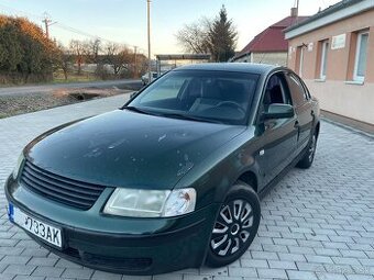 Volkswagen Passat 1.8 Turbo Benzin r.v2000 110kw