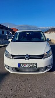 Predam Volkswagen Touran 1.6 tdi - 2011