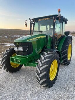 Predám traktor JOHN DEERE 5820 s čelným nakladačom