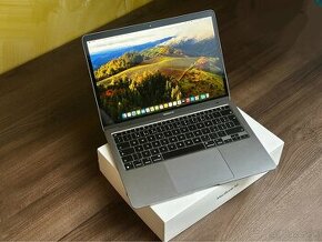 MacBook Air M1