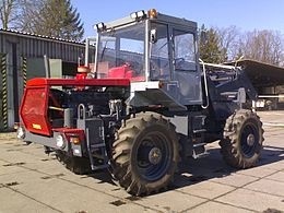 Rozpredám traktor Škoda 180