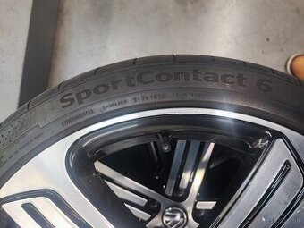 Continental 235/35 R19