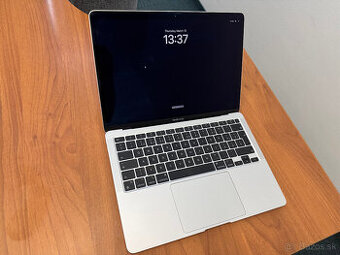 MacBook Air 13" Apple M1 8C CPU 7C GPU 8GB 256GB Strieborný