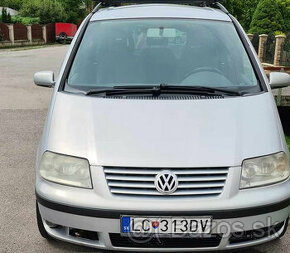 Volkswagen Sharan 1,9 TDI Comfortline - 1