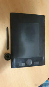 Predám grafický tablet Wacom Intous 4 - Medium