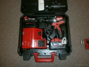 Predam bezuhlikovu vrtacku Milwaukee M18 CBLPD