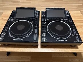 Predam 2x Pioneer CDJ3000