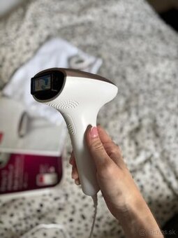 Predám epilátor Philips Lumea SC1997 - 1